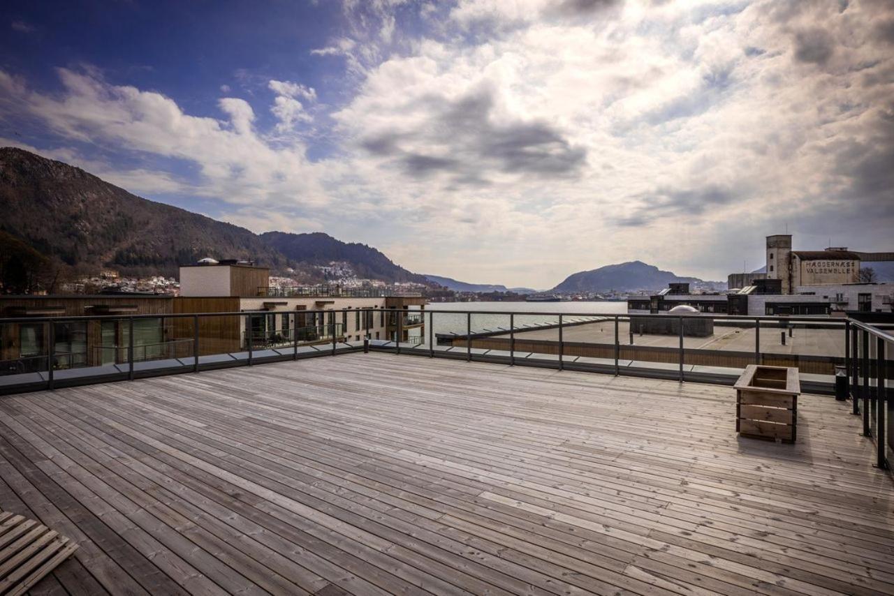 New Penthouse Apartment With Sea View In Bergen Centrum Exterior photo